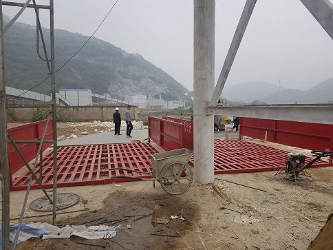 亳州鋼鐵廠車(chē)輛沖洗設(shè)備 以卓越品質(zhì)鑄就信賴，以節(jié)能環(huán)保引領(lǐng)研發(fā)
